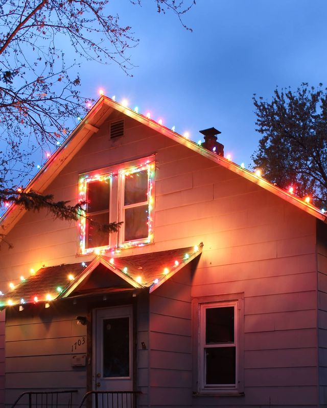 holiday light installation